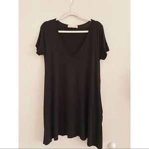 Magnolia South V-Neck T-Shirt Dress w/Pockets